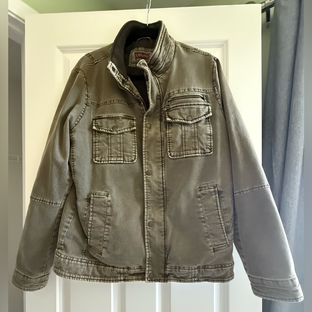 Levi's midweight military style jacket